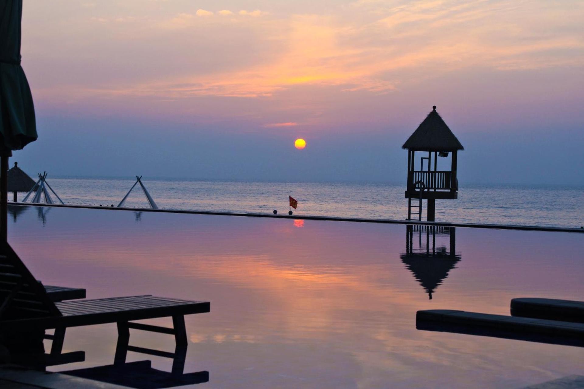 Howard Johnson Sandalwoods Resort Huizhou Huidong Dış mekan fotoğraf